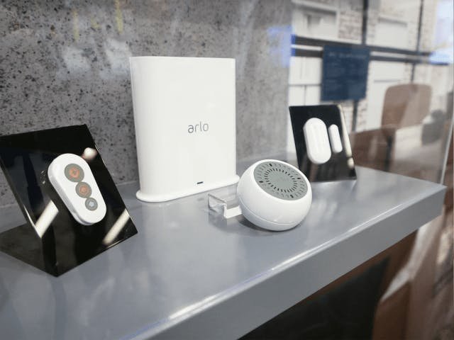 Arlo introduced new Home Automation Hub at CES2019. Arlo introduced new Home Automation Hub at CES2019.