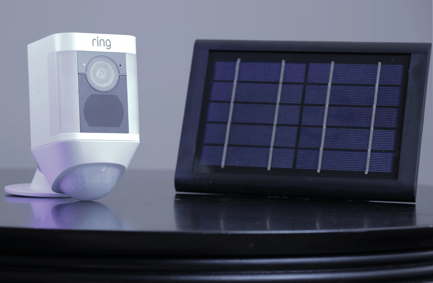 Ring Spotlight Solar cam Ring Spotlight Solar cam